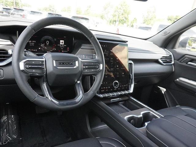 Photo of 2024 White Frost Tricoat GMC Acadia