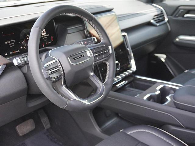 Photo of 2024 White Frost Tricoat GMC Acadia