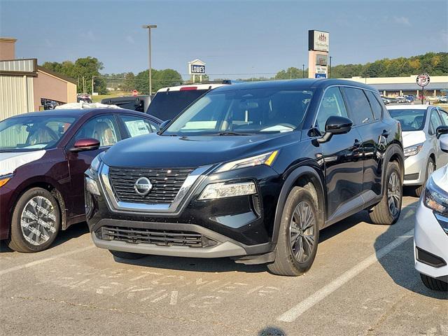 Photo of 2021 Super Black Nissan Rogue