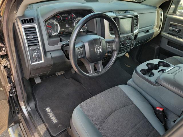 Photo of 2018 Granite Crystal Metallic Clearcoat RAM 1500