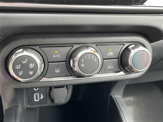 Photo of 2025 Gun Metallic Nissan Versa