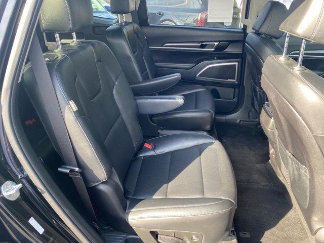 Photo of 2023 Ebony Black Kia Telluride
