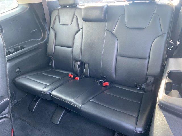 Photo of 2023 Ebony Black Kia Telluride