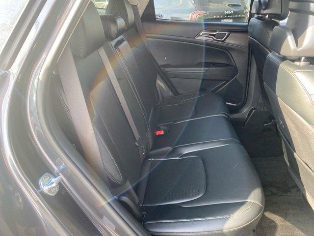 Photo of 2023 Gravity Gray Kia Sportage