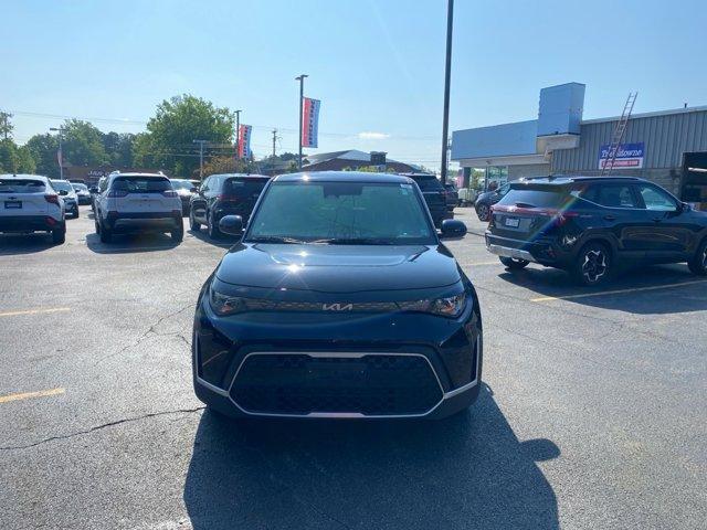 Photo of 2023 Fusion Orange Kia Soul