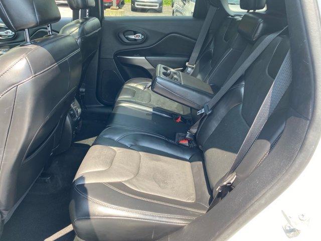 Photo of 2021 Bright White Clearcoat Jeep Cherokee