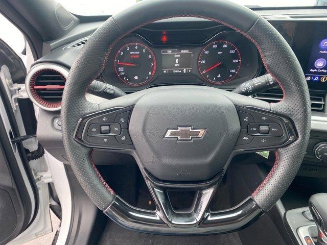 Photo of 2024 Summit White Chevrolet Trax