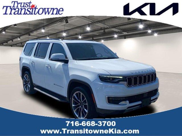 2022 Jeep Wagoneer
