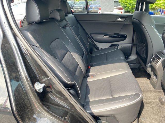 Photo of 2022 Black Cherry Pearl Kia Sportage