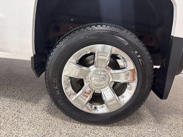 Photo of 2018 Summit White Chevrolet Silverado 1500