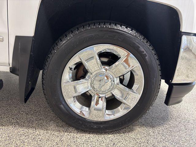Photo of 2018 Summit White Chevrolet Silverado 1500