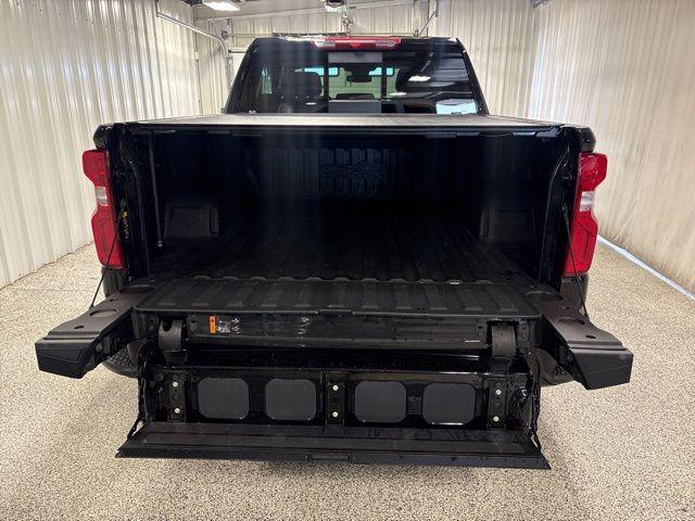 Photo of 2024 Black Chevrolet Silverado 1500