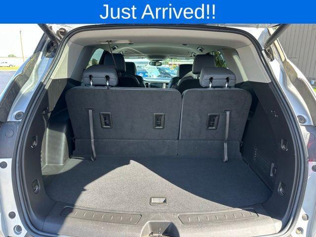 Photo of 2021 Quicksilver Metallic Buick Enclave