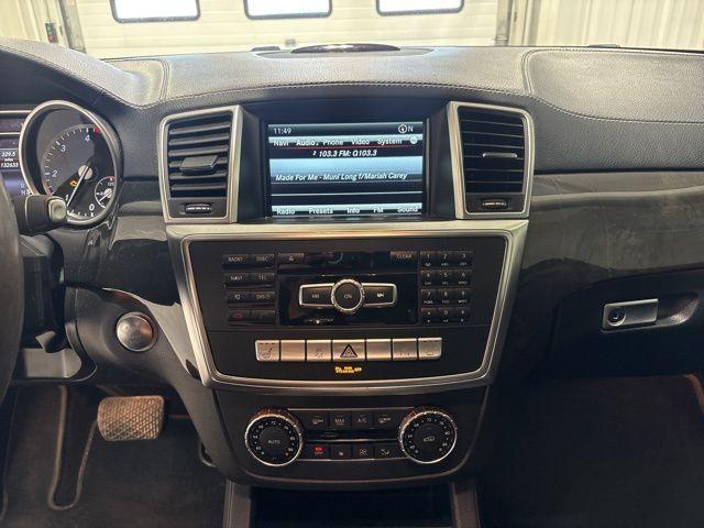 Photo of 2015 Silver Mercedes-Benz GL-Class