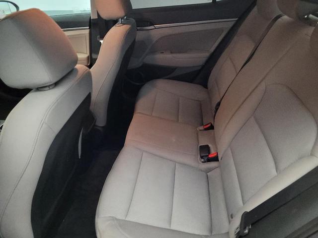 Photo of 2017 Scarlet Red Hyundai ELANTRA