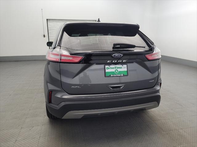 Photo of 2022 Carbonized Gray Metallic Ford Edge