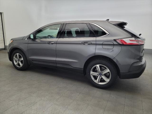 Photo of 2022 Carbonized Gray Metallic Ford Edge