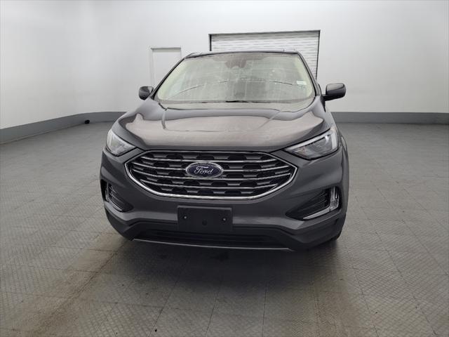 Photo of 2022 Carbonized Gray Metallic Ford Edge