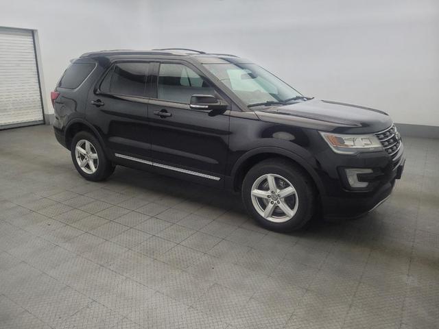 Photo of 2017 Shadow Black Ford Explorer