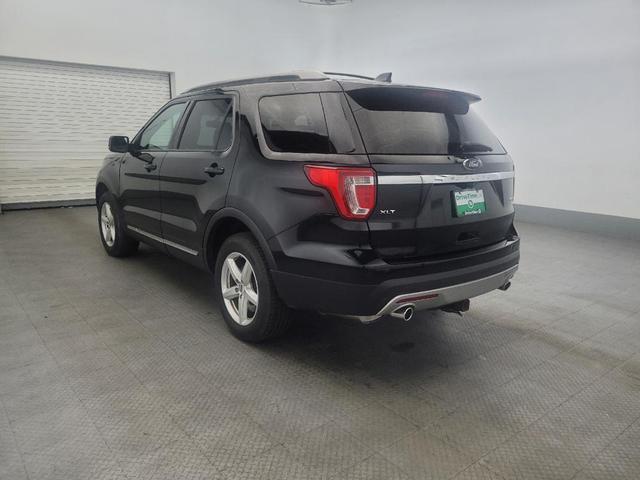Photo of 2017 Shadow Black Ford Explorer