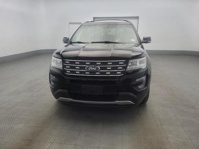 Photo of 2017 Shadow Black Ford Explorer