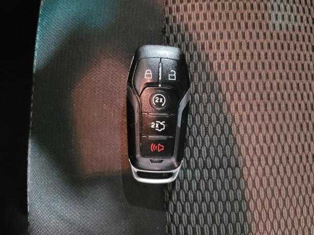 Photo of 2017 Shadow Black Ford Explorer