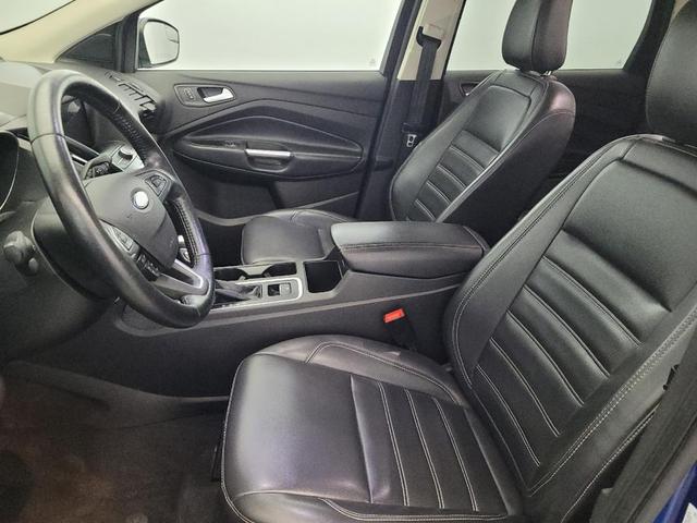 Photo of 2019 Lightning Blue Metallic Ford Escape