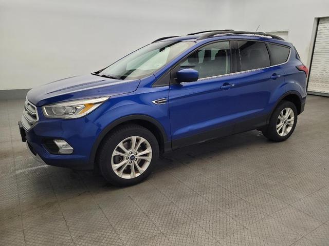 Photo of 2019 Lightning Blue Metallic Ford Escape