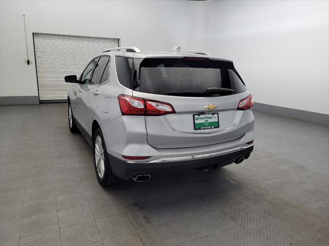 Photo of 2019 Silver Ice Metallic Chevrolet Equinox