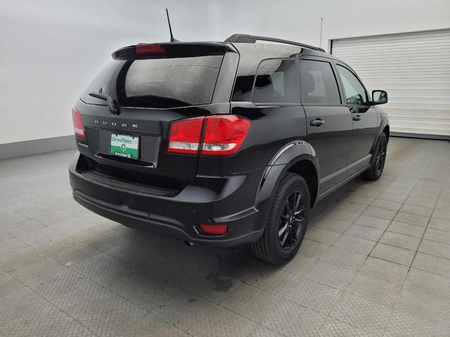 Photo of 2019 Pitch Black Clearcoat Dodge Journey