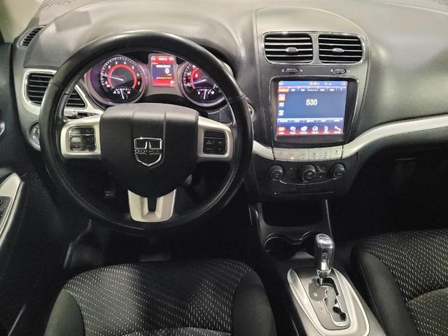 Photo of 2019 Pitch Black Clearcoat Dodge Journey