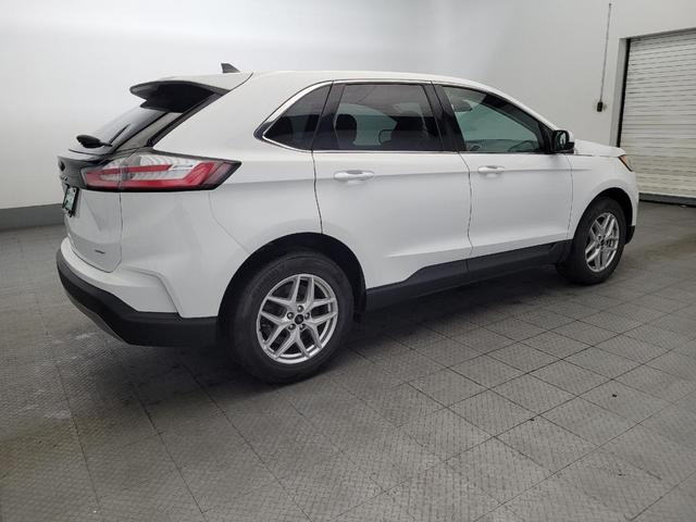Photo of 2023 White Ford Edge