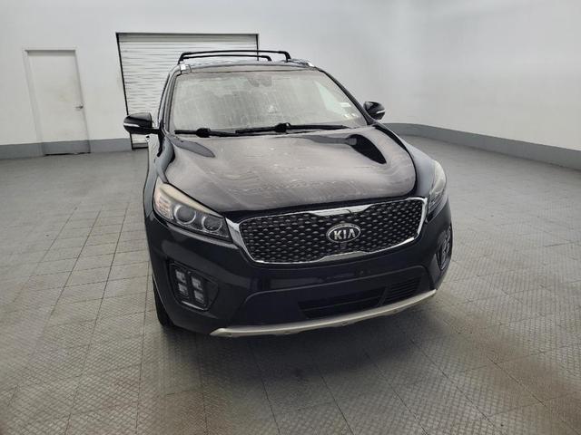 Photo of 2017 Ebony Black Kia Sorento