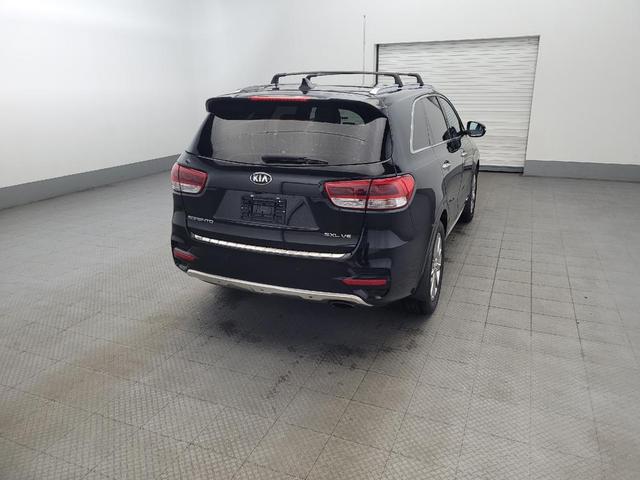 Photo of 2017 Ebony Black Kia Sorento