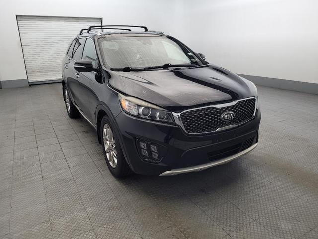 Photo of 2017 Ebony Black Kia Sorento