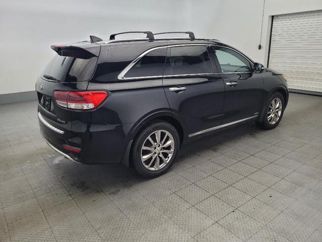 Photo of 2017 Ebony Black Kia Sorento