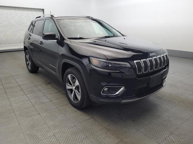 Photo of 2019 Diamond Black Crystal Pearlcoat Jeep Cherokee