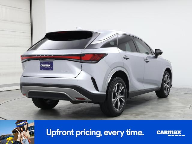 Photo of 2023 Silver Lexus RX 350