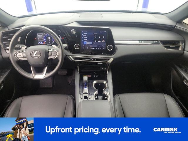 Photo of 2023 Silver Lexus RX 350