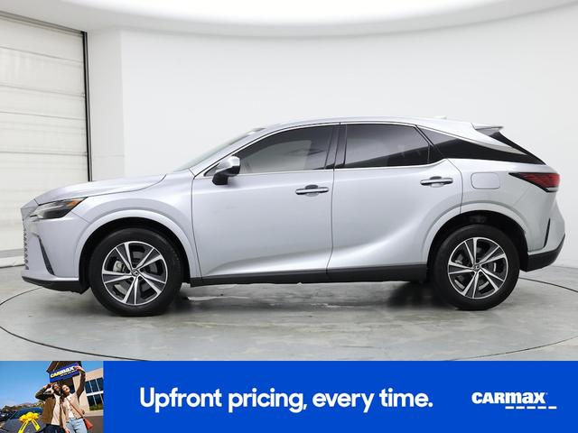 Photo of 2023 Silver Lexus RX 350