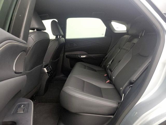 Photo of 2023 Silver Lexus RX 350