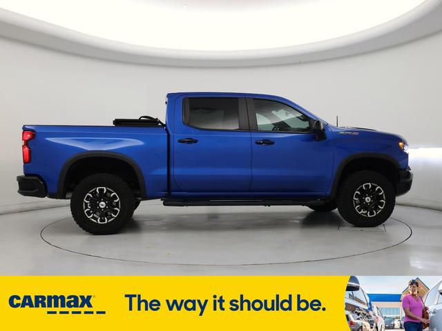 Photo of 2022 Blue Chevrolet Silverado 1500