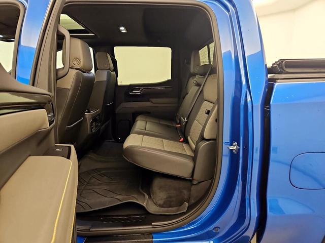 Photo of 2022 Blue Chevrolet Silverado 1500