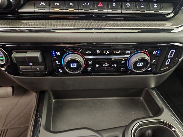 Photo of 2022 Blue Chevrolet Silverado 1500