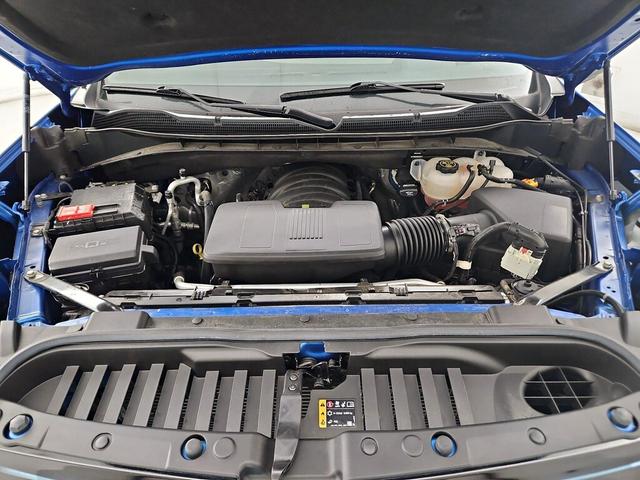 Photo of 2022 Blue Chevrolet Silverado 1500