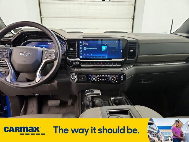 Photo of 2022 Blue Chevrolet Silverado 1500