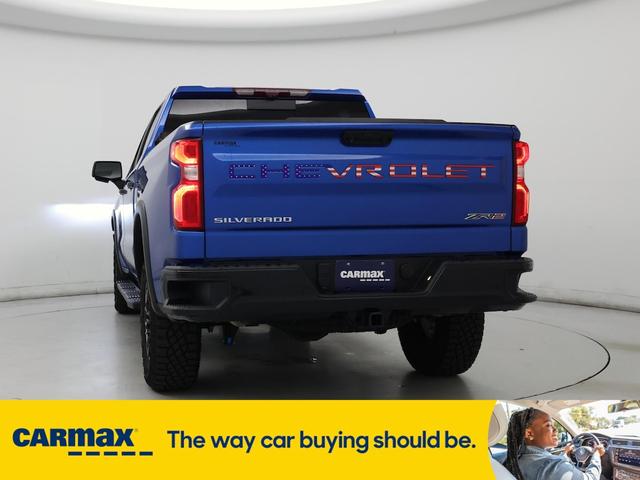 Photo of 2022 Blue Chevrolet Silverado 1500