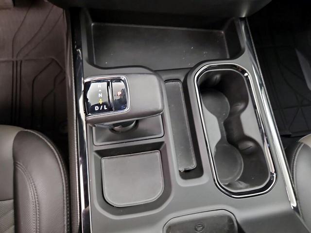 Photo of 2022 Blue Chevrolet Silverado 1500