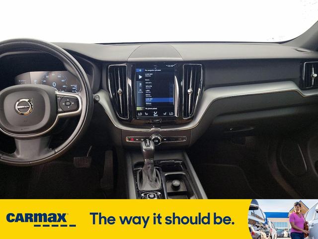 Photo of 2018 White Volvo XC60