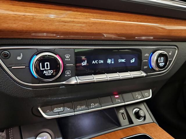 Photo of 2021 Black Audi Q5